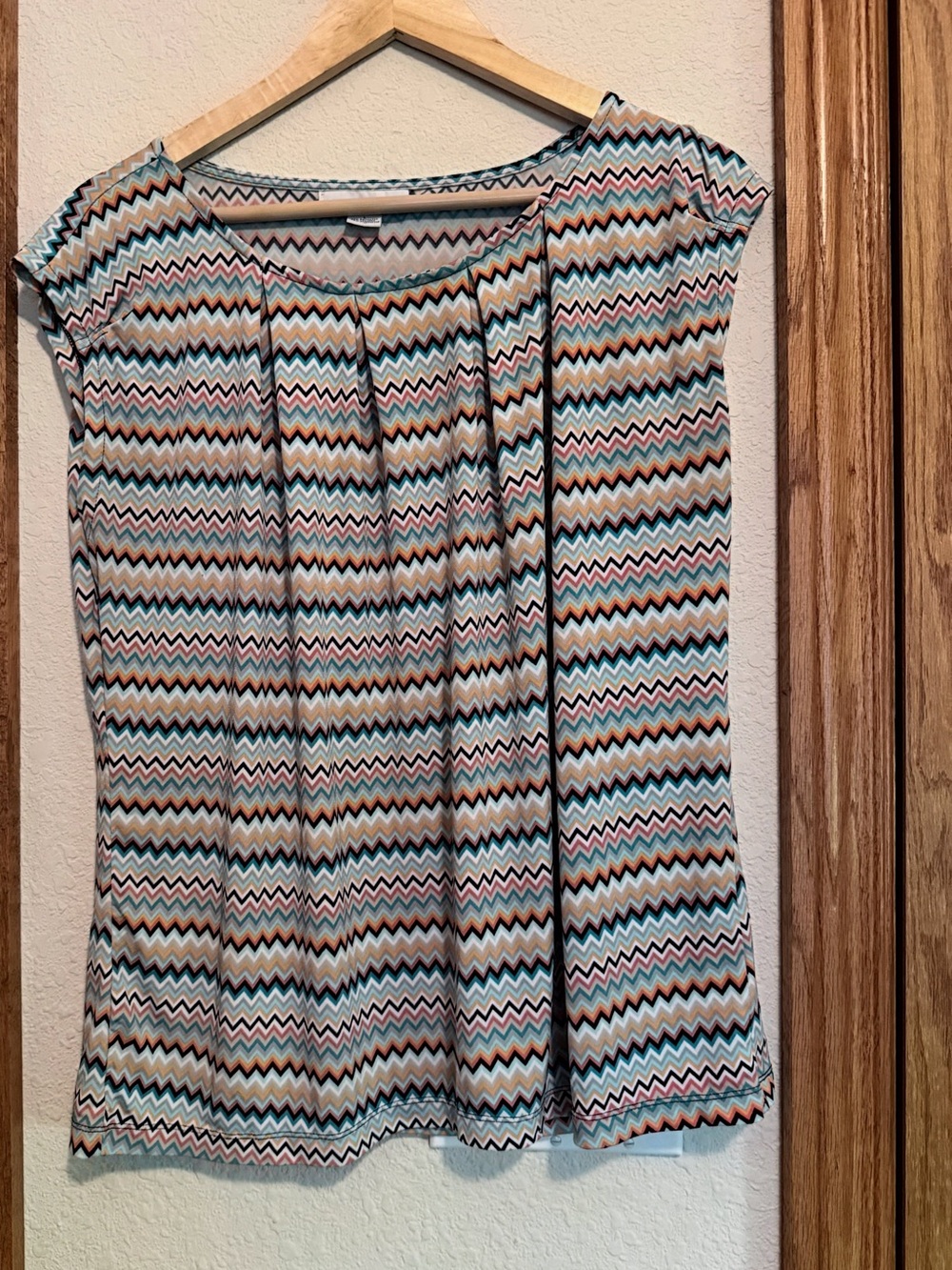 Liz Claiborne Chevron Stripe Cap Sleeve Blouse in Teal, Coral, Cream